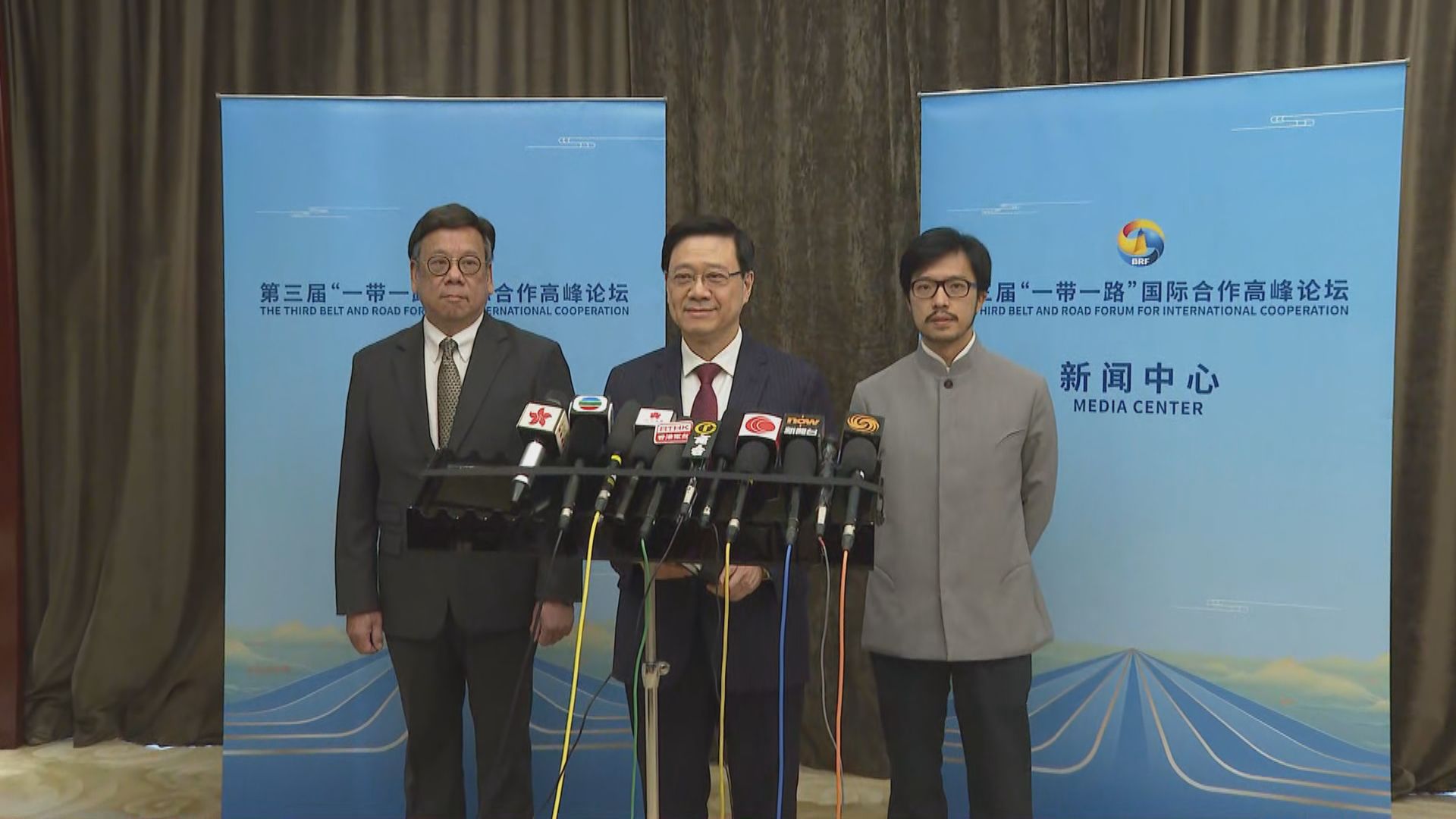 【足本全片】李家超完成北京行程見記者(一)