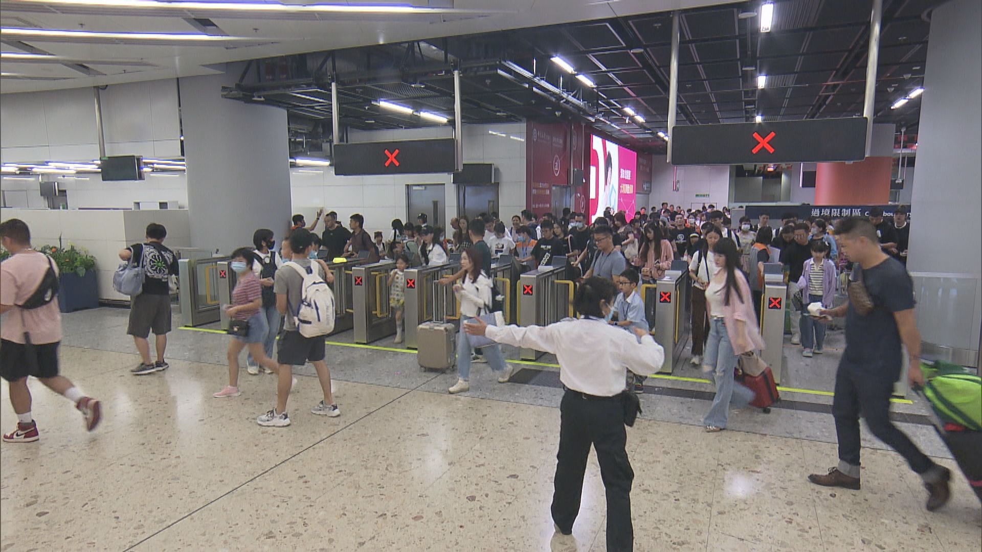 十一黃金周約110萬人次內地客訪港 回復至疫情前8成半