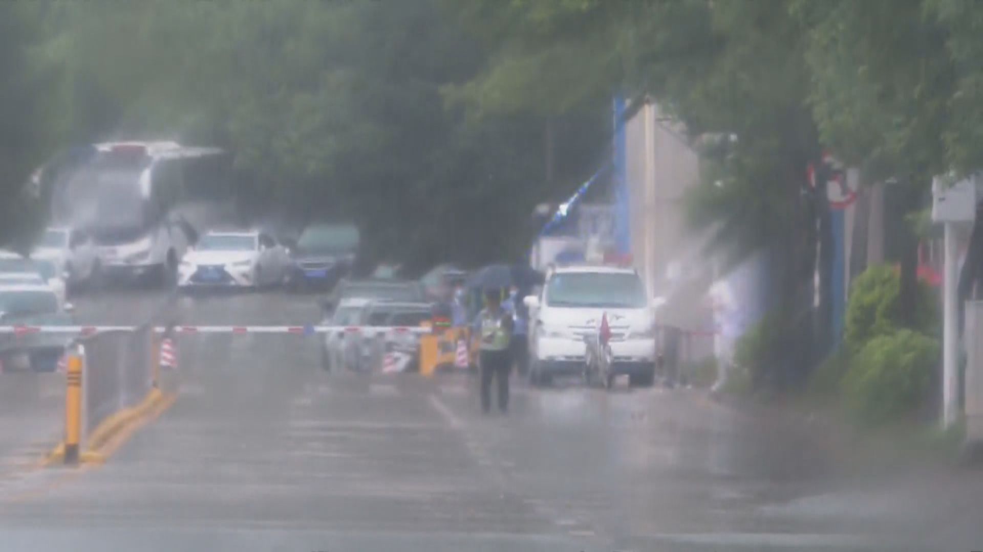 12港人仍扣押深圳　有律師帶同公證書要求會面仍被拒