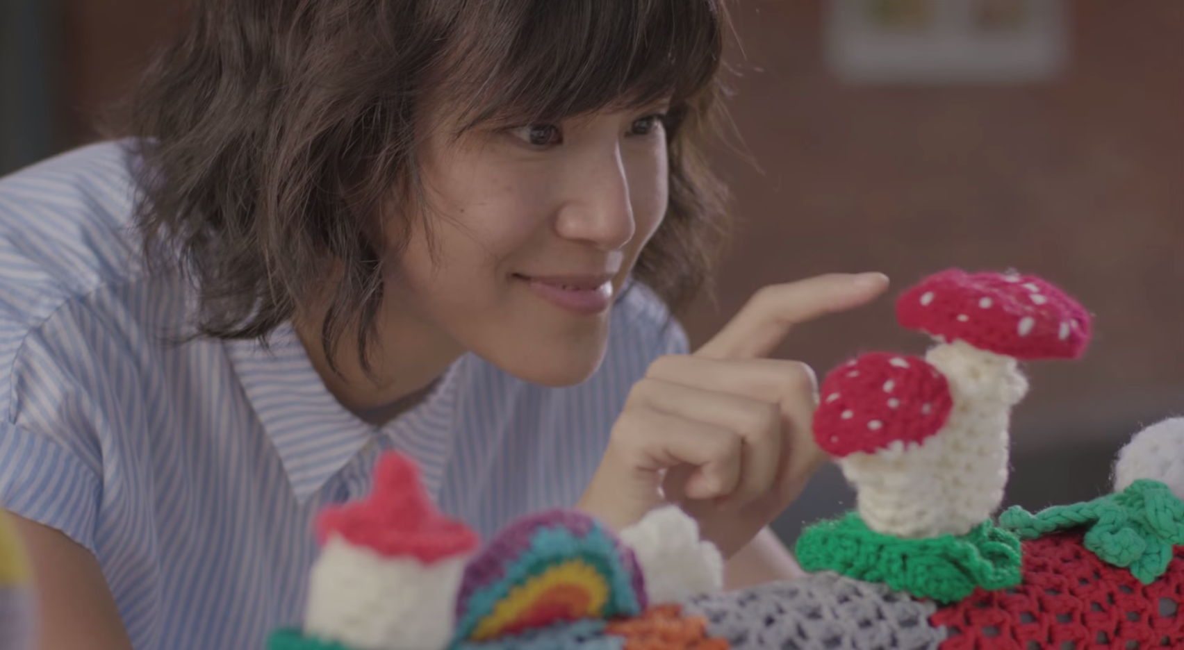 何韻詩新歌MV 唱好香港各行