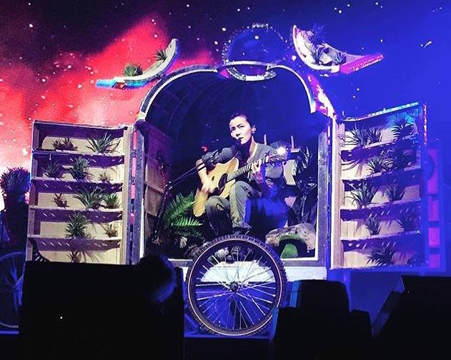 何韻詩個唱灑淚謝明哥 「中女」葉蘊儀踩場獻聲