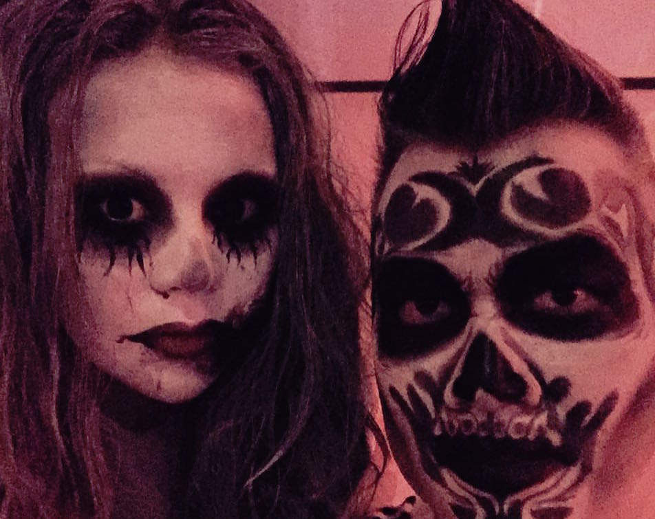 女鬼Look梁齊昕兩度掌摑唐青儀：佢唔係我親生阿媽！