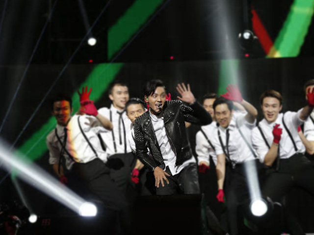 陳偉霆密密拍 做「成吉思汗」