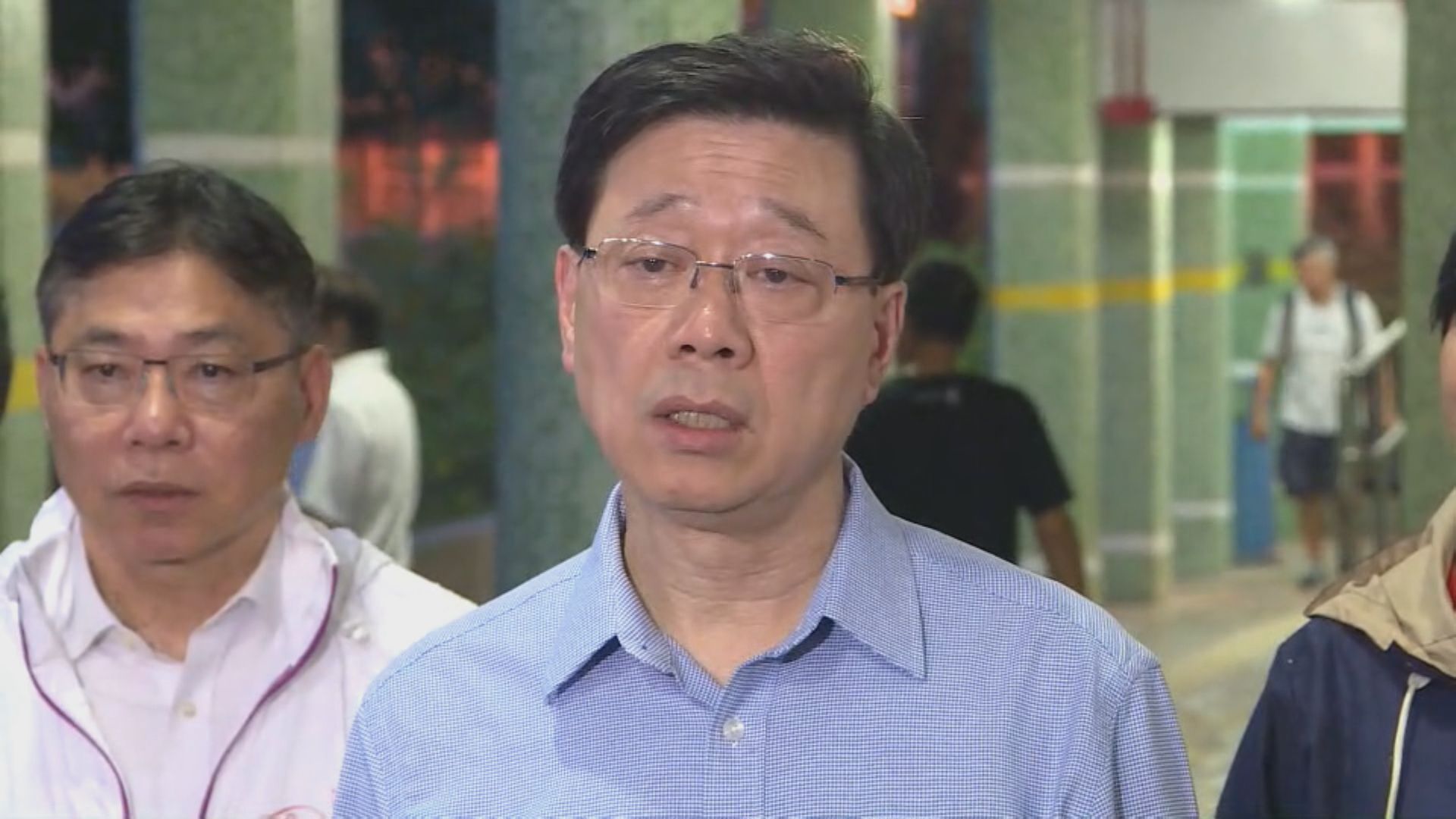 【足本全片】行政長官李家超視察災區後見傳媒(一)