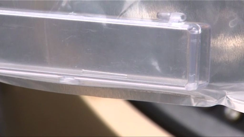 兩輛九巴座椅或地上發現有針