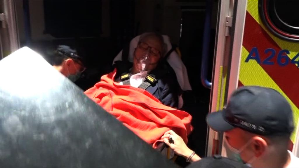 曾蔭權聽取裁決後不適送院