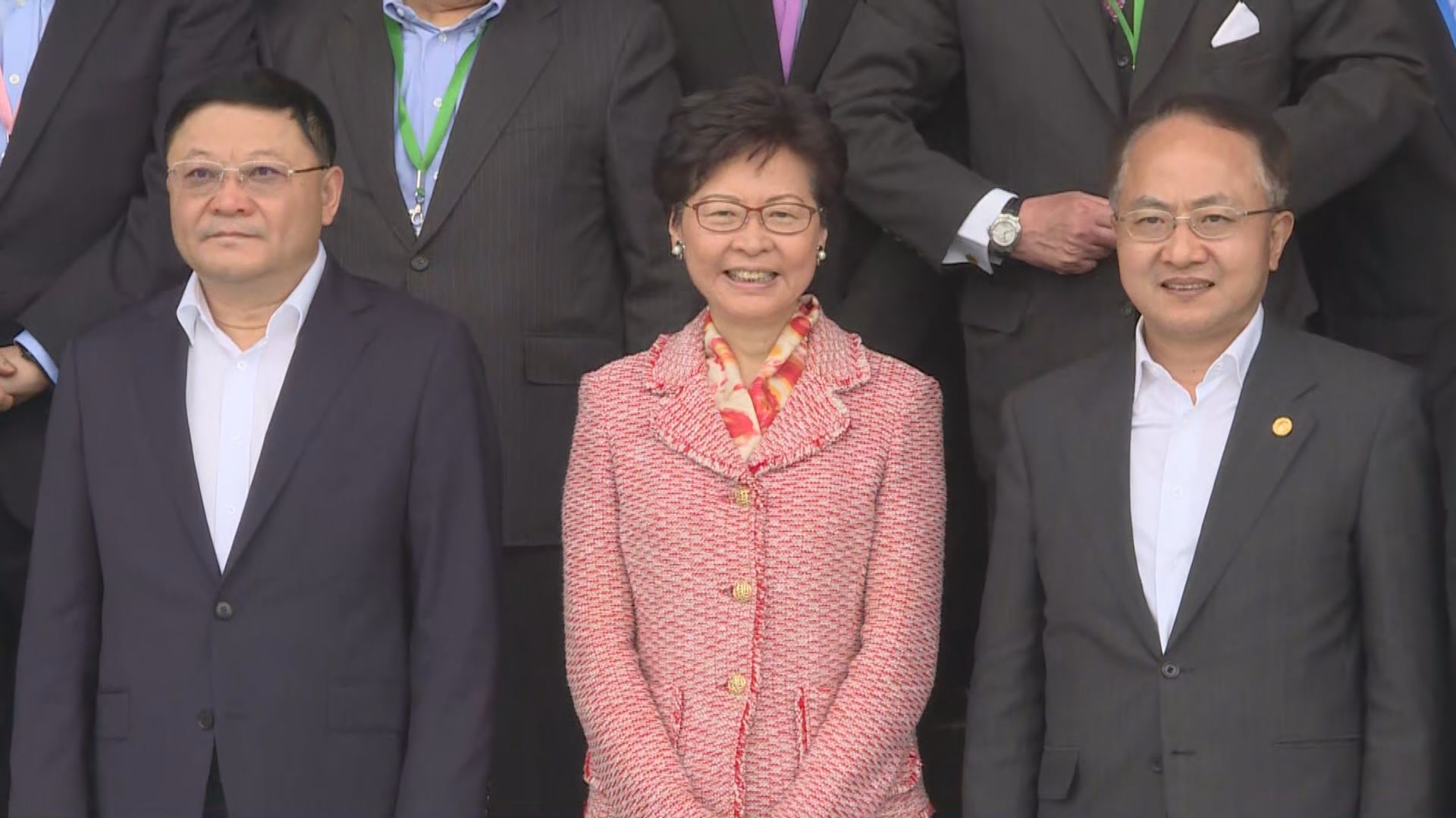 林鄭月娥：並無撤換張建宗一事 