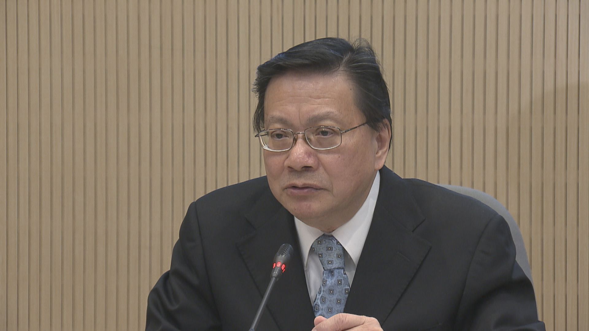 小組報告倡統一規管所有自資院校