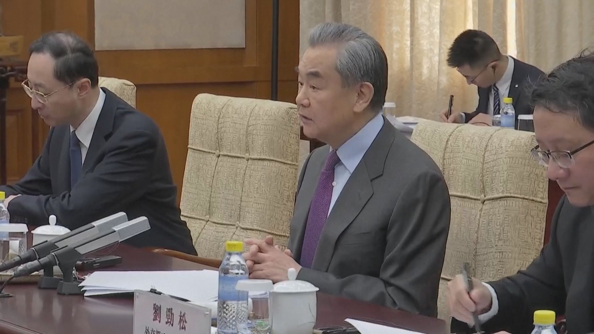 日本外相岩屋毅訪問北京　與外長王毅會面