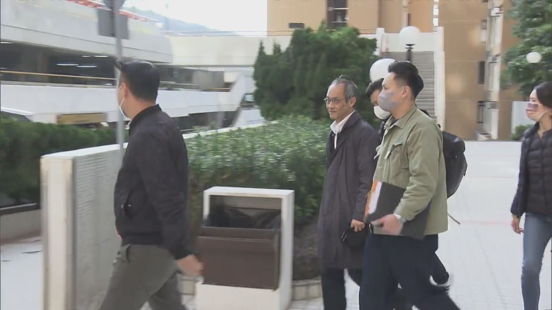 國安處帶走鍾庭耀到香港民研辦公室調查