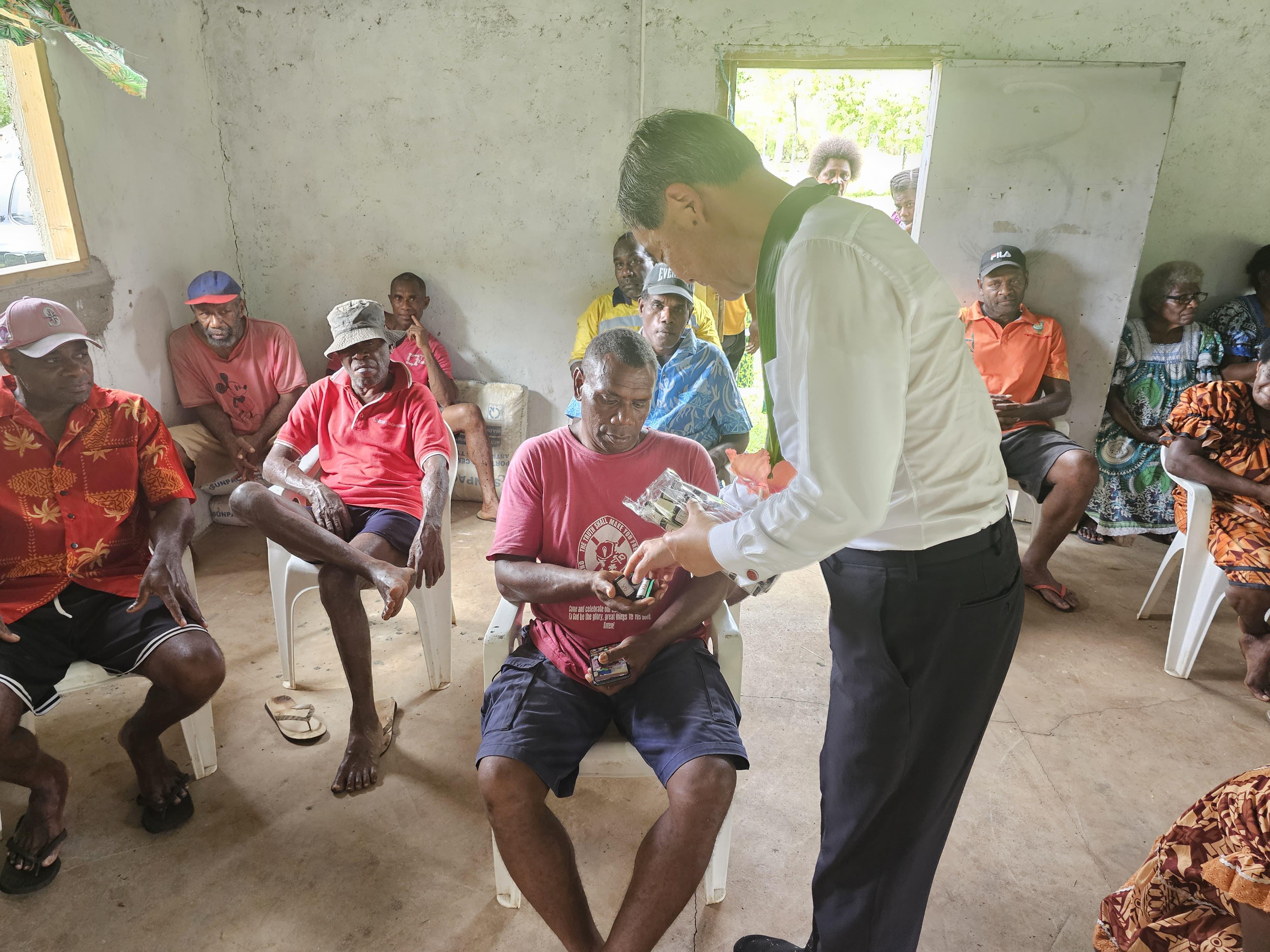 共享基金會於瓦努阿圖開展瘧疾及登革熱防控項目　捐贈備災物資包