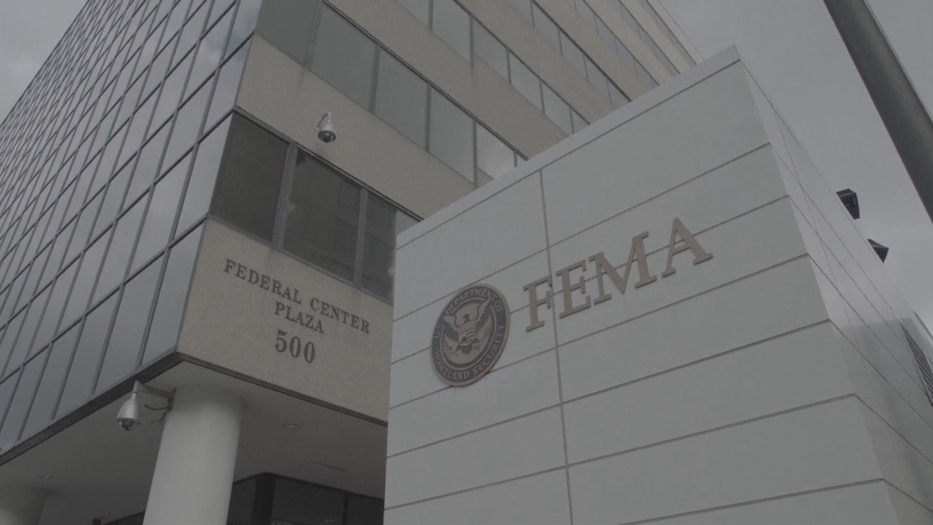 馬斯克繼續查帳　指控部門斥巨資給非法移民住豪華酒店