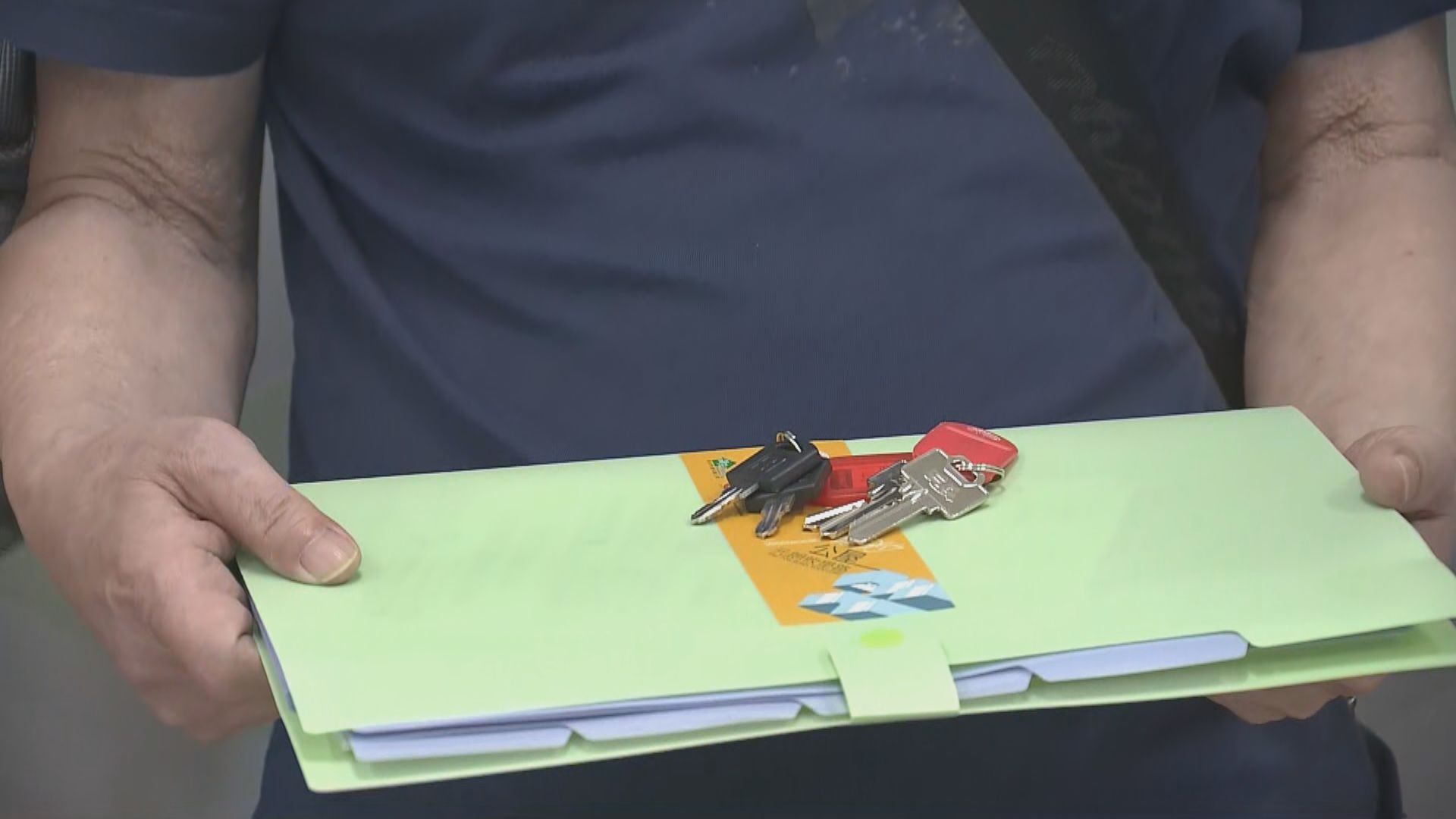 首個簡約公屋項目開始入伙　有居民表示租金環境比劏房好