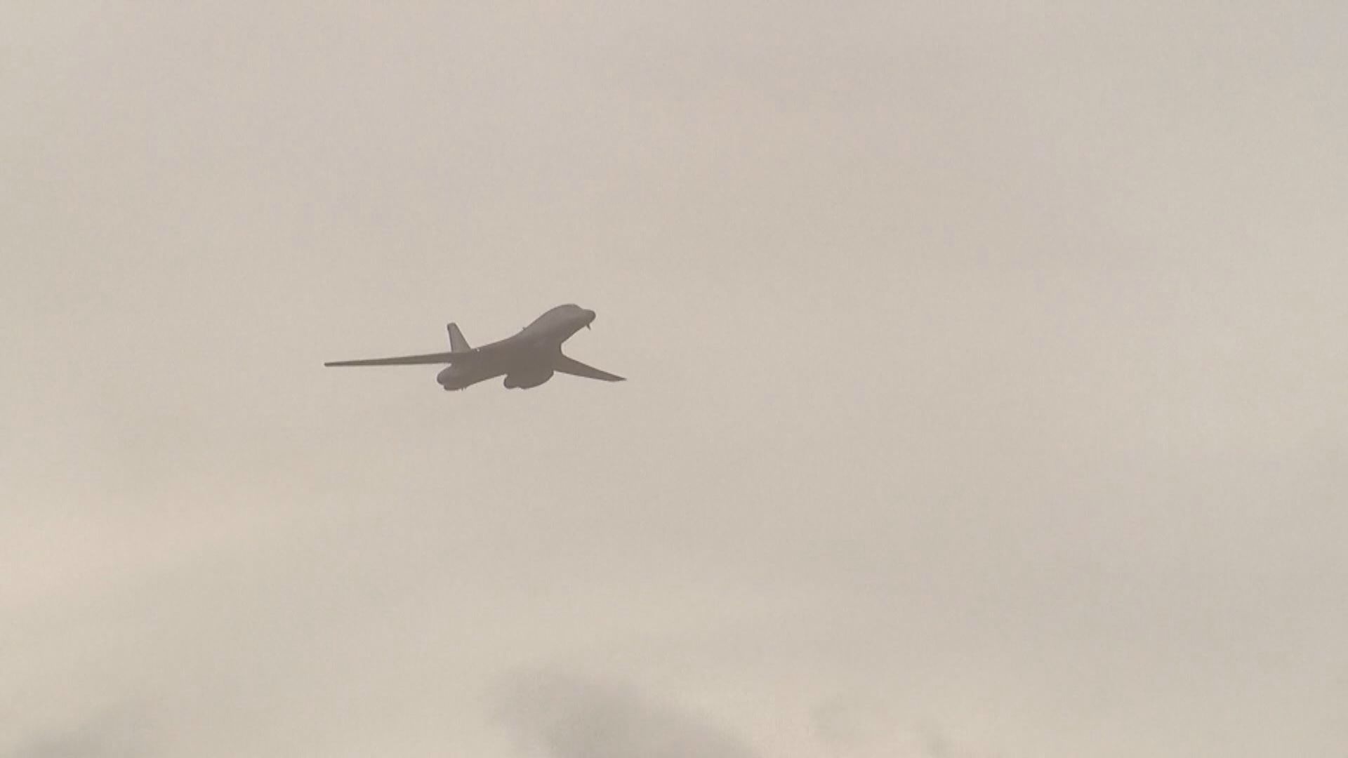 兩名中國學生偷拍南韓軍機被捕