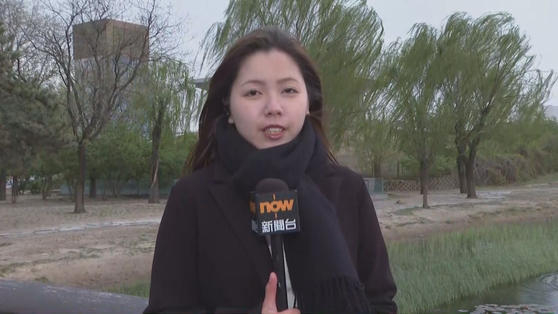 天氣消息．北京鳥巢直擊｜市區風勢大撲面感冰冷　市面人流車流顯著減少