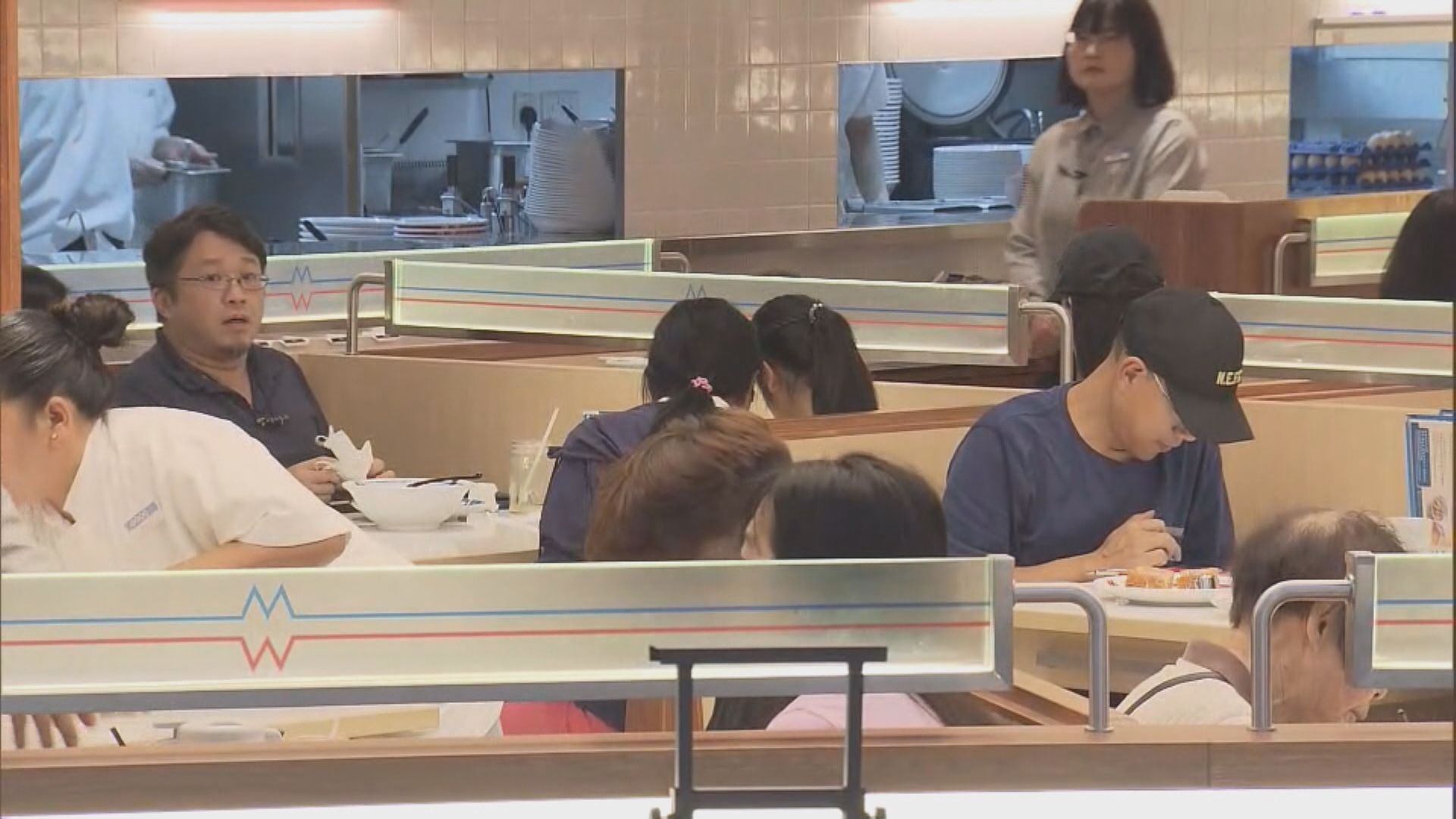 有茶餐廳稱生意不及平日三成　飲食界：仍600多萬港人留港消費