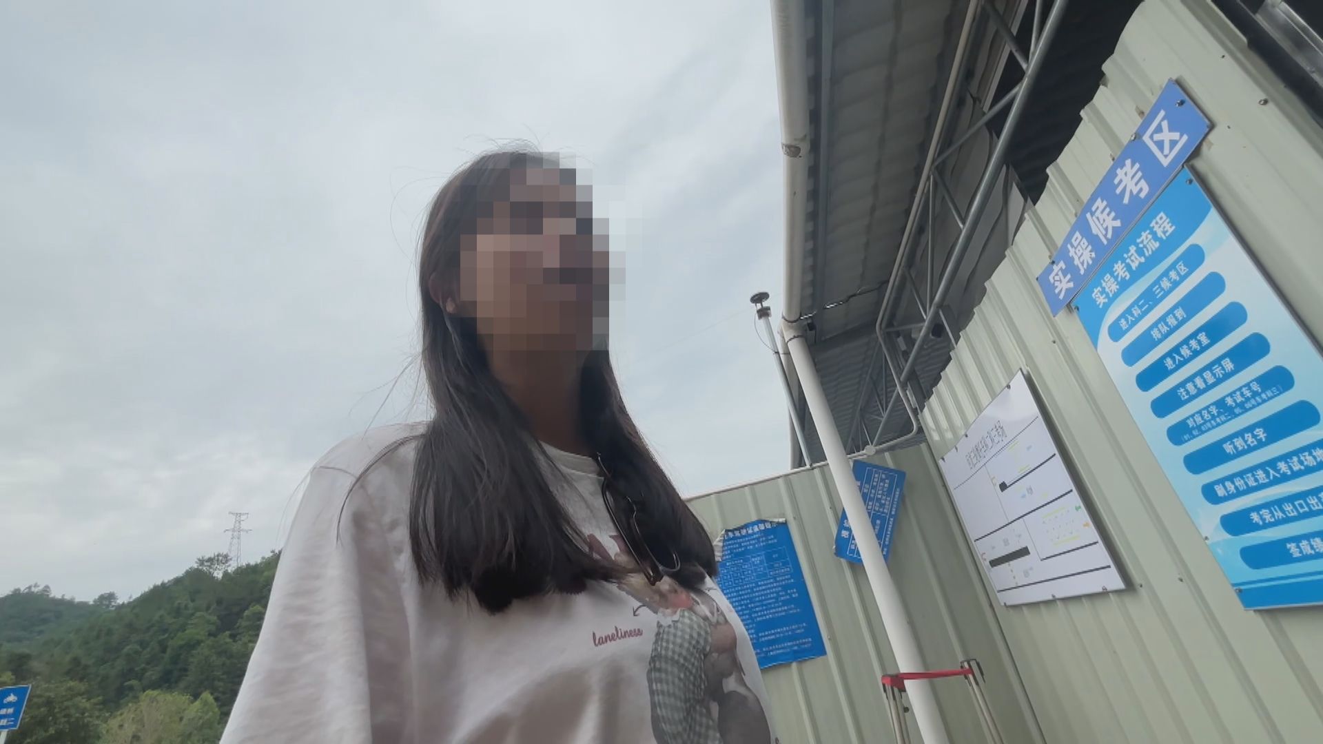 內地學車團聲稱可代辦假出入境及工作證明換取香港駕照　律師指或觸犯虛假文書罪