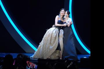 陳慧琳演唱會｜正東舊同事驚喜現身　陳慧琳感動落淚　謝安琪擔任嘉賓大爆Kelly入得廚房出得舞台