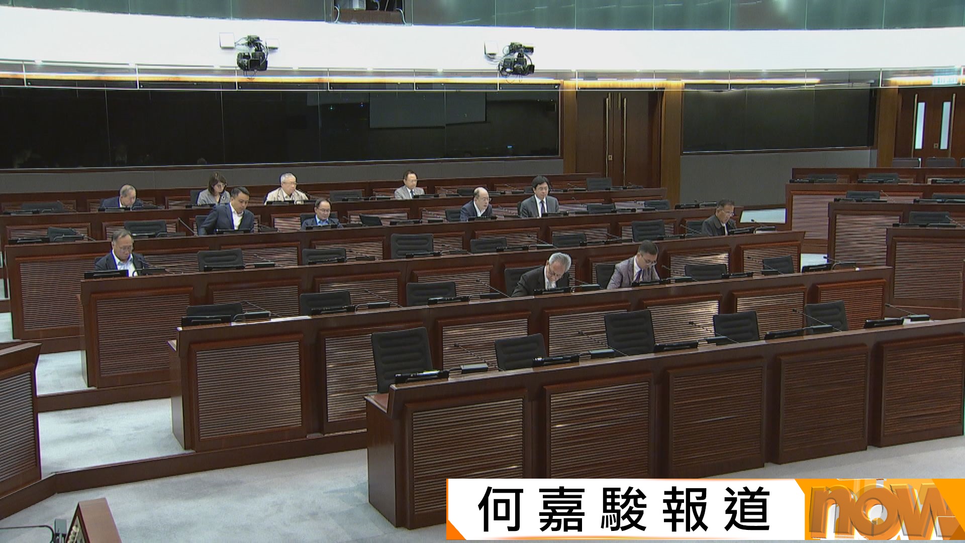 議員關注網約車數量及營運時間　陳美寶：今天討論言之尚早