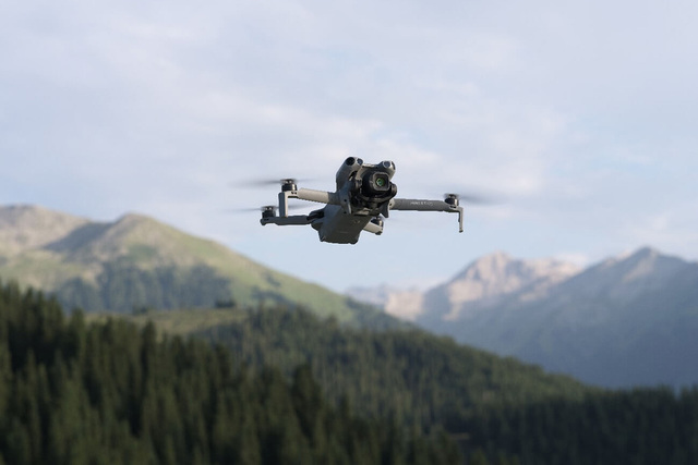 250g以下級別 DJI Mini 5 Pro 配備1吋級大Sensor　首置LiDAR低光避障再升級