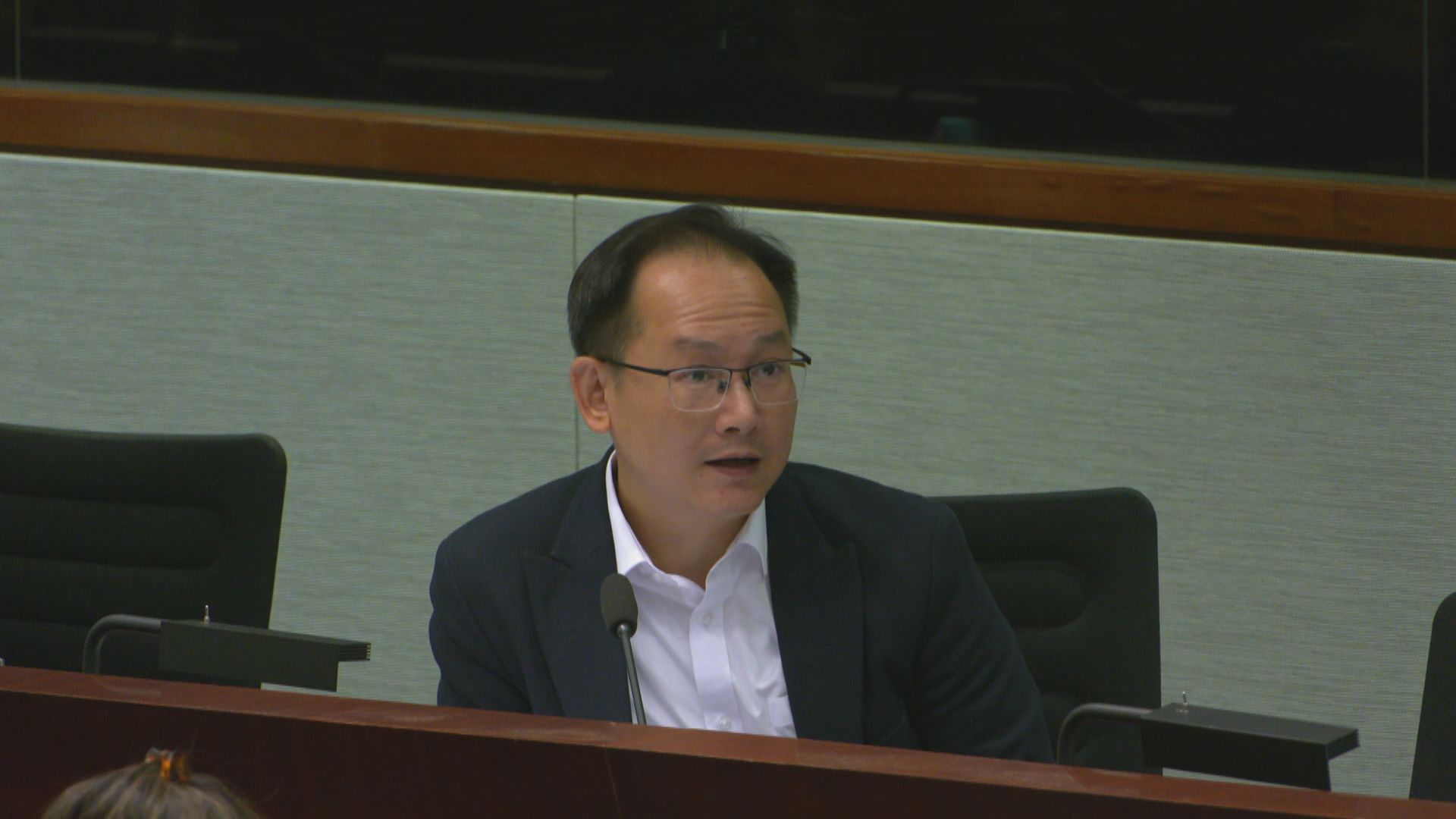 網約車擬不設司機記分制　議員質疑對的士不公