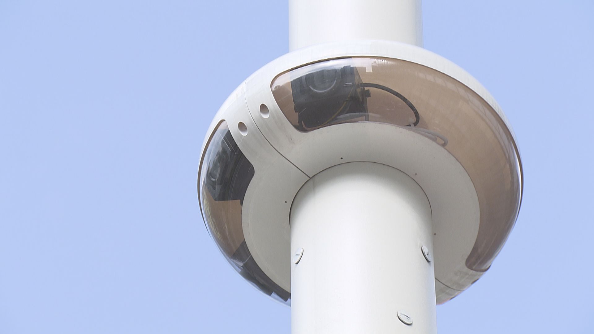 警方今年內分階段將港鐵、邊境管制站等閉路電視接入銳眼系統