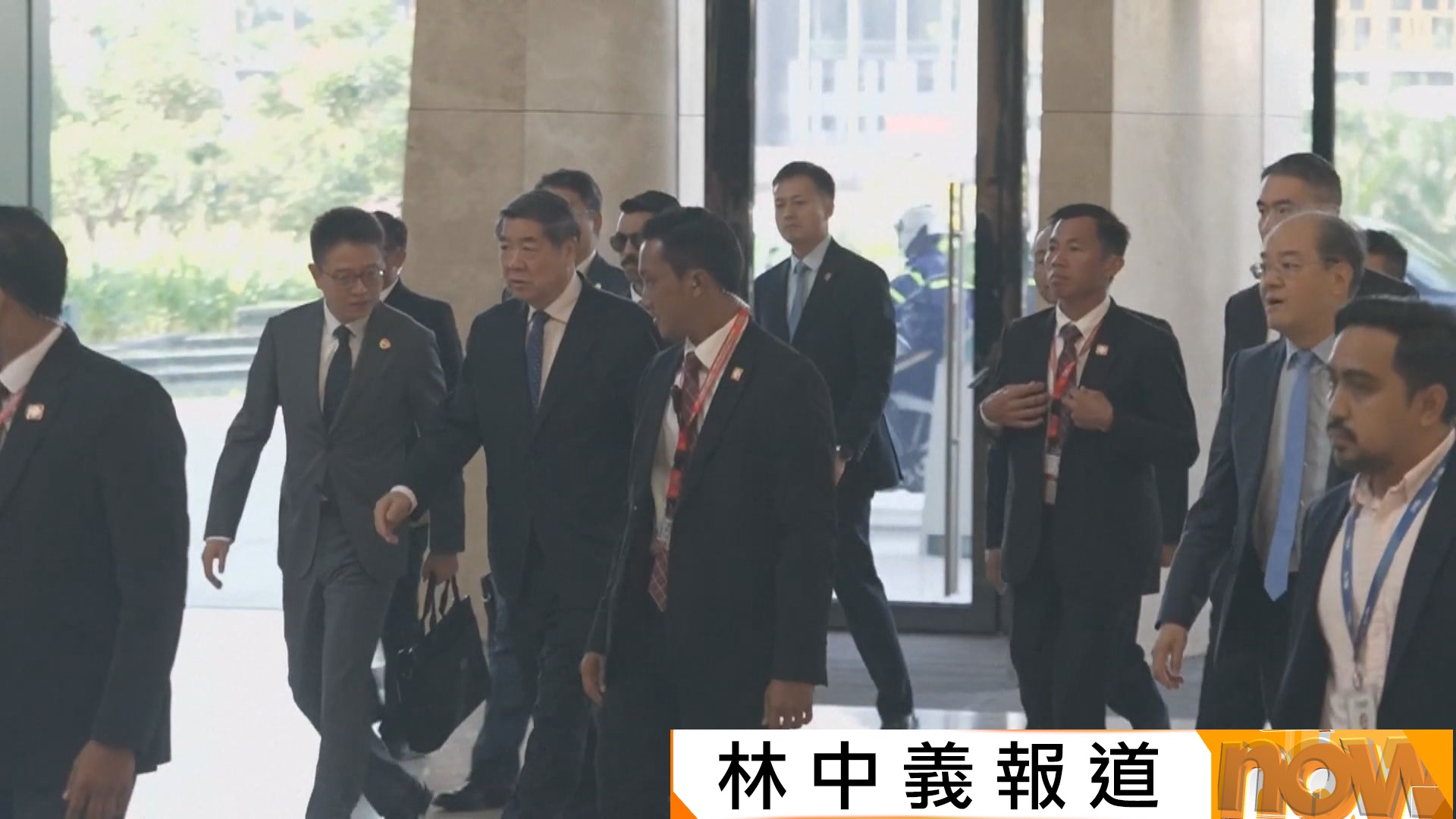 中美團隊展開第五輪經貿磋商第二天談判