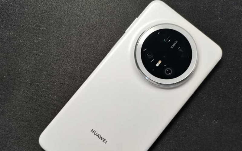 超薄機身設計 HUAWEI Mate 70 Air 傳下周正式開賣!