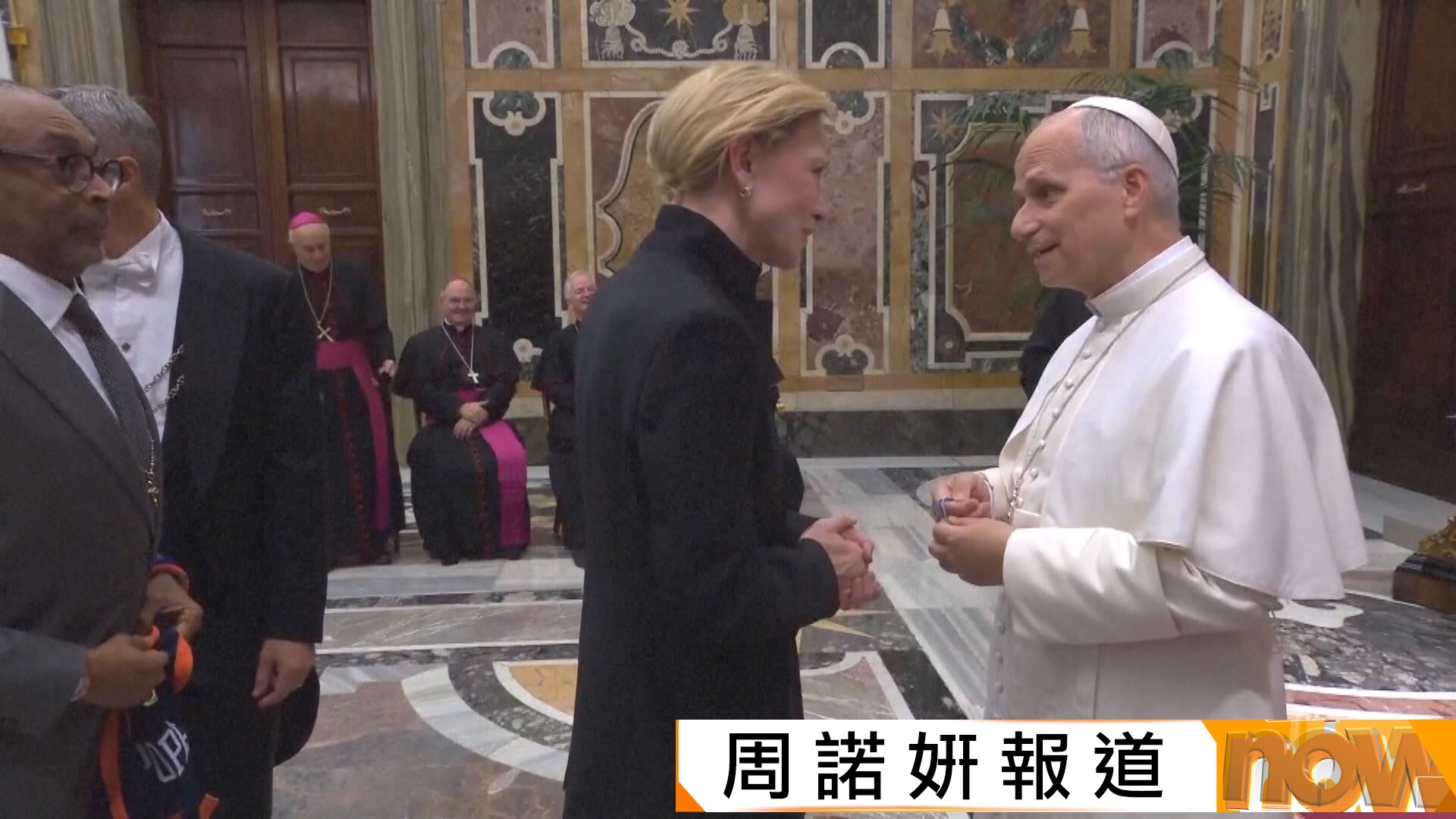 教宗良十四世接見影后姬蒂白蘭芝等荷李活影星　勉勵業界維護電影社文價值