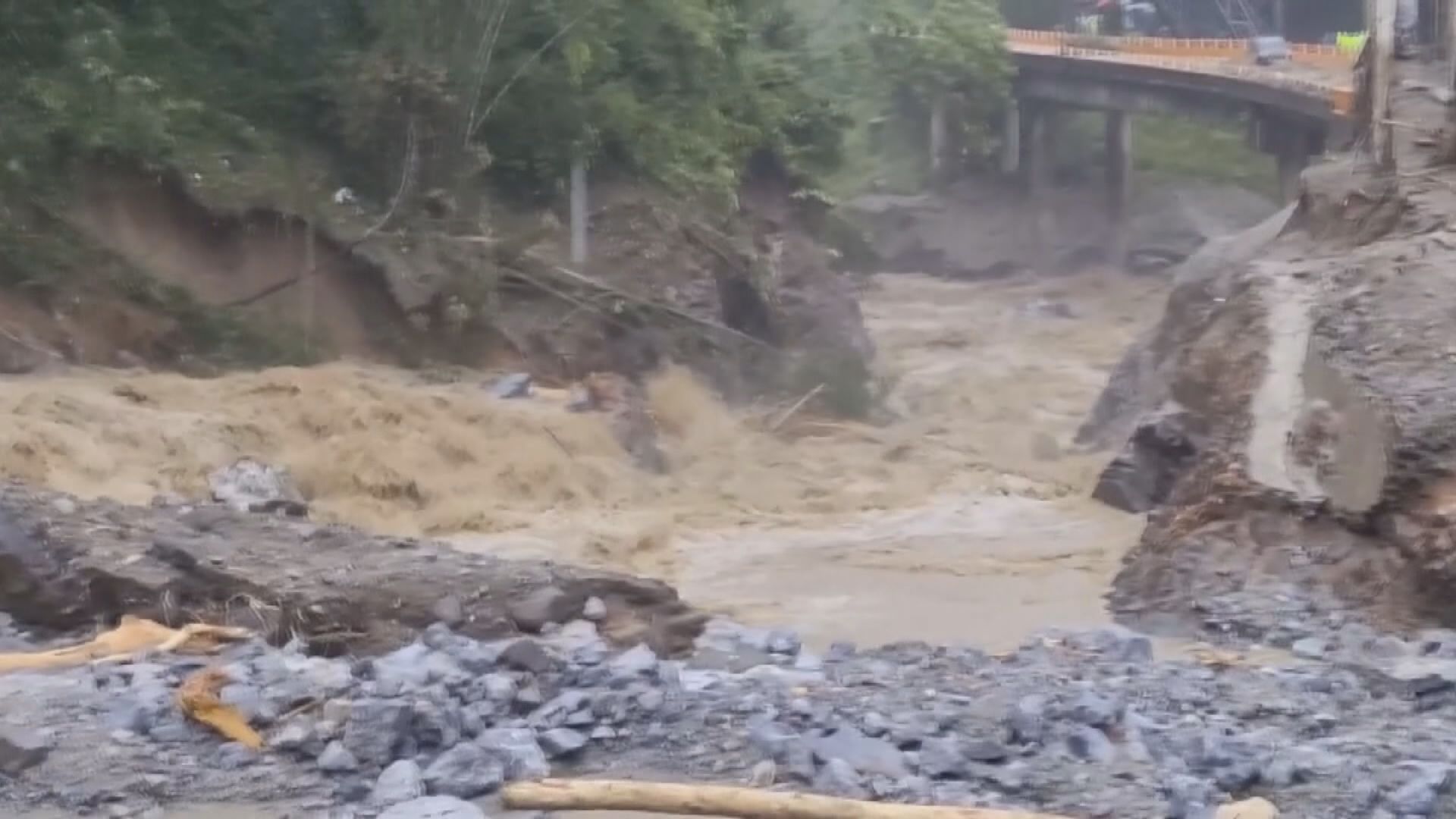 印尼風災致水浸及山泥傾瀉　增至最少94人死亡