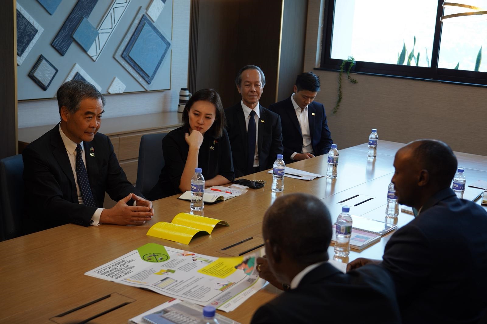 梁振英訪問盧旺達與總理恩森吉永瓦會面　深化中盧公共衛生合作