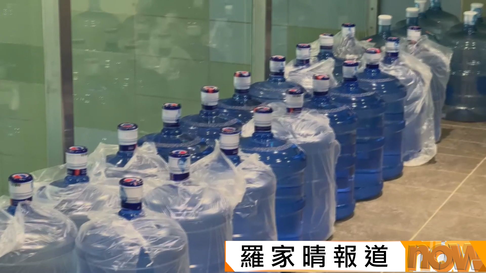 冒牌水風波｜前物流署署長陳嘉信無疏忽惟撤頒銀紫荊　兩人員將受紀律研訊