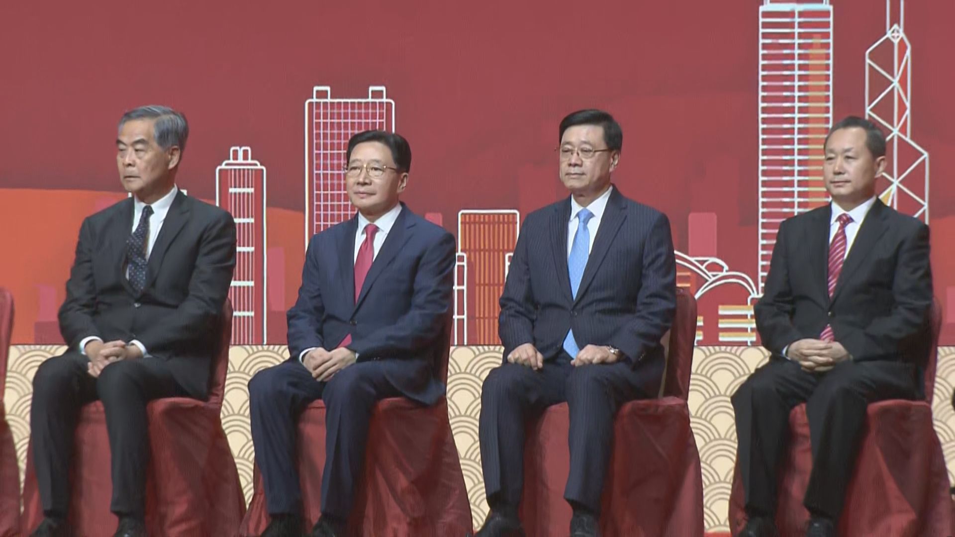 周霽：全力支持特區政府依法施政　李家超：積極帶領社會對接十五五規劃