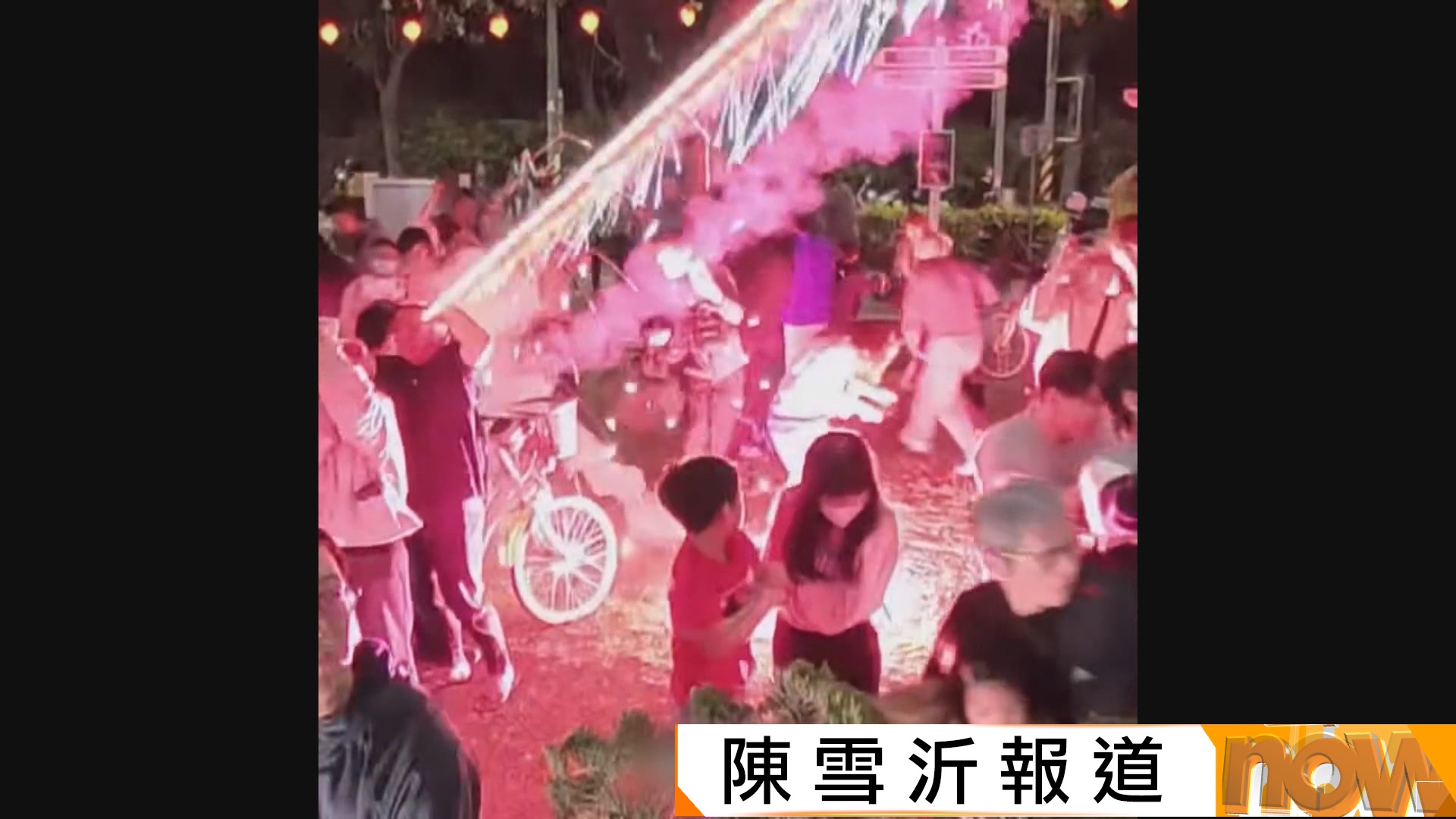 高雄宮廟辦活動煙火射向人群　消防部門：與獲批計劃不符