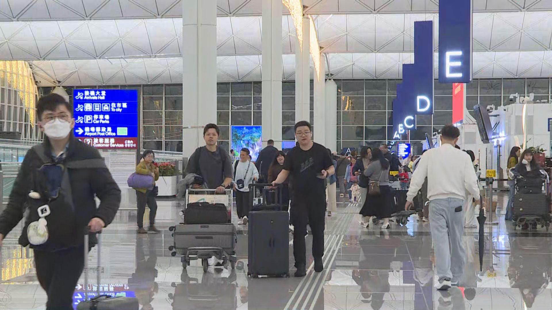 美以襲伊朗｜國泰來往迪拜及利雅得的航班暫停至本月14日(林尊豪報道)