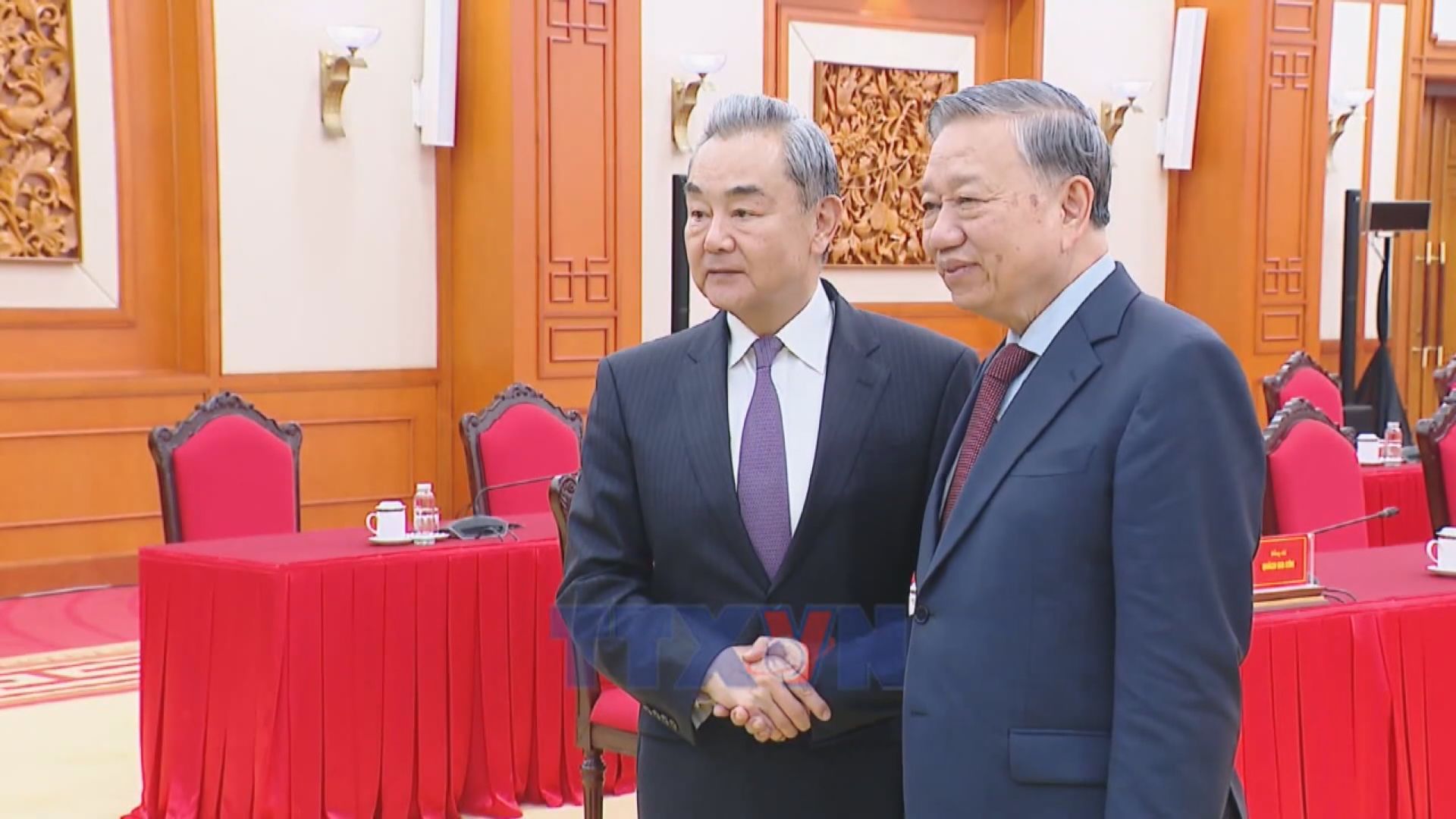 越共總書記蘇林晤王毅等人　指越中應加強團結合作