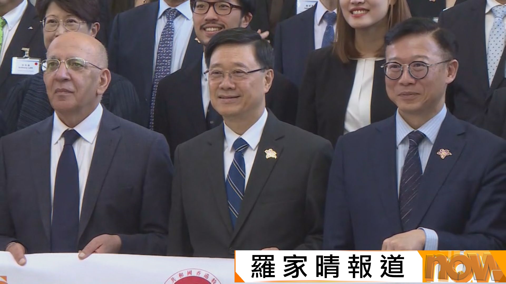 特首中亞行｜理工及教育大學與納扎爾巴耶夫大學簽訂合作備忘錄
