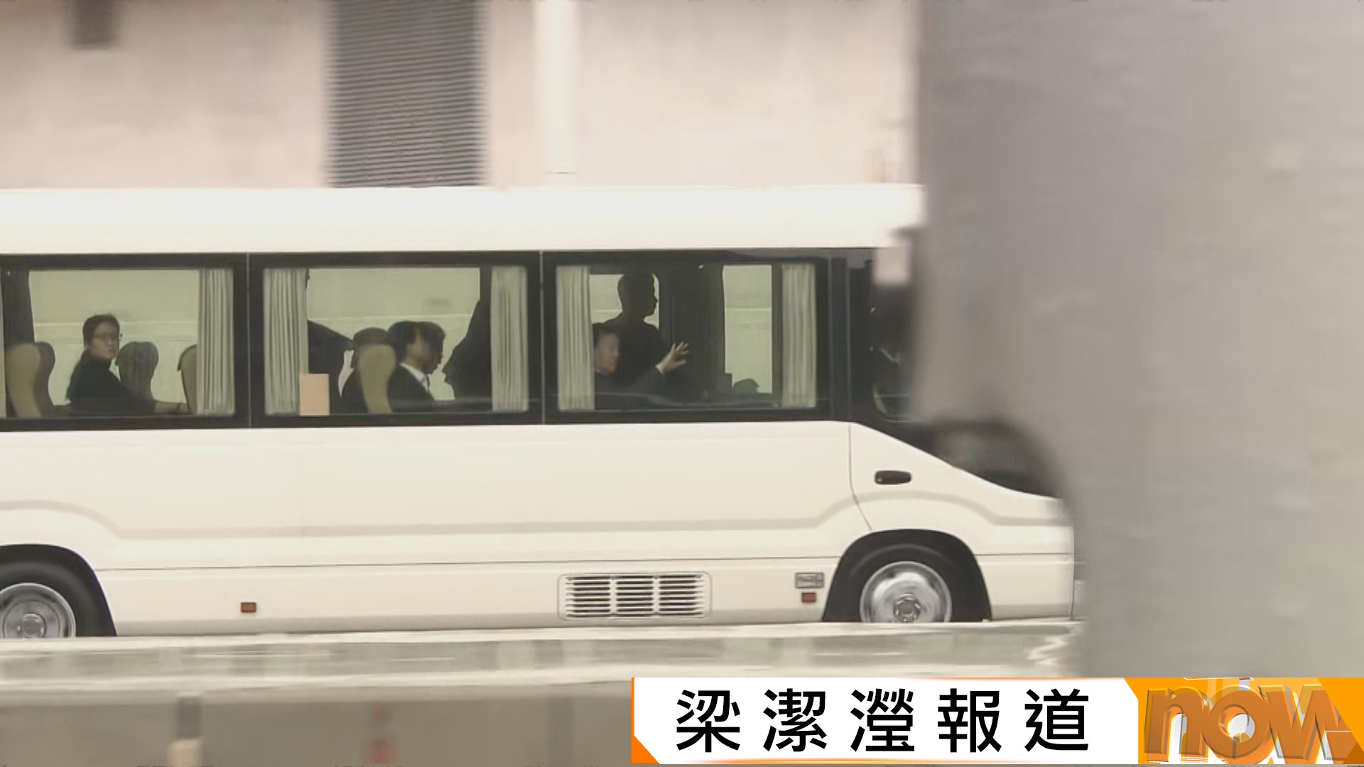 夏寶龍下午轉到古洞新發展區考察