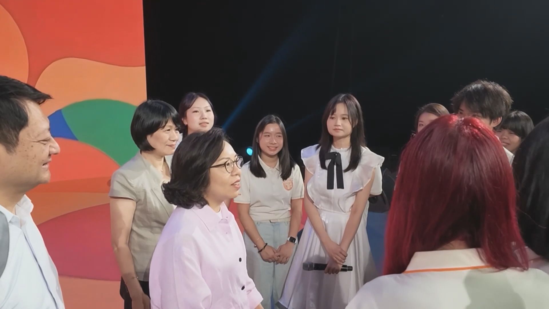 麥美娟到湖南探望參與民青局內地傳媒專題實習學生