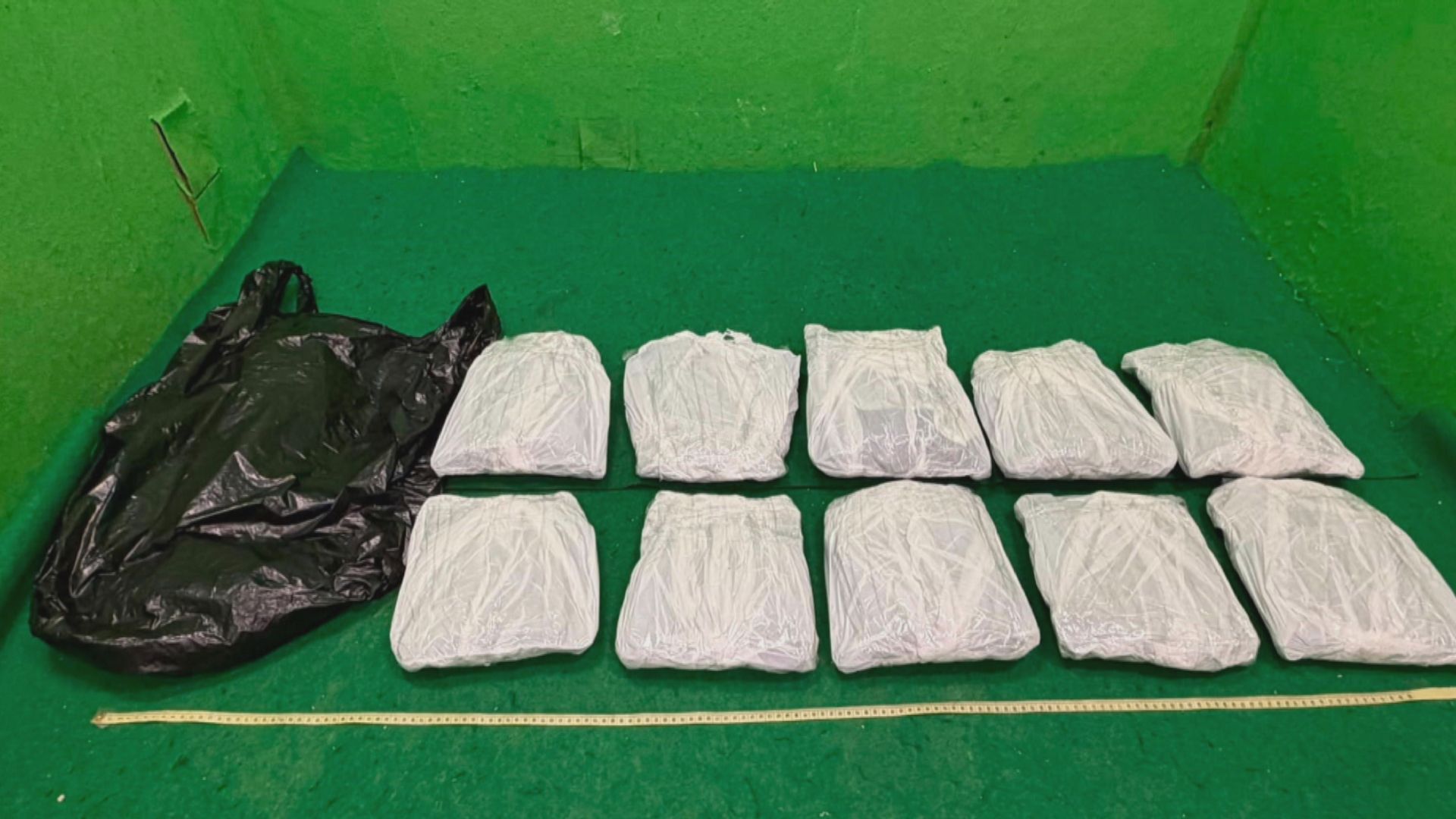 海關機場檢六公斤懷疑大麻花　拘捕內地客
