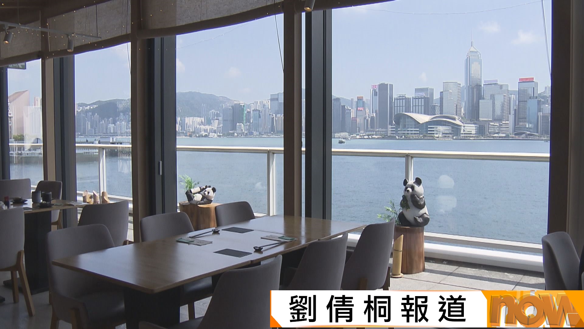 尖沙咀海景餐廳推1688元煙花套餐爆滿　觀光船紅白酒任飲吸客