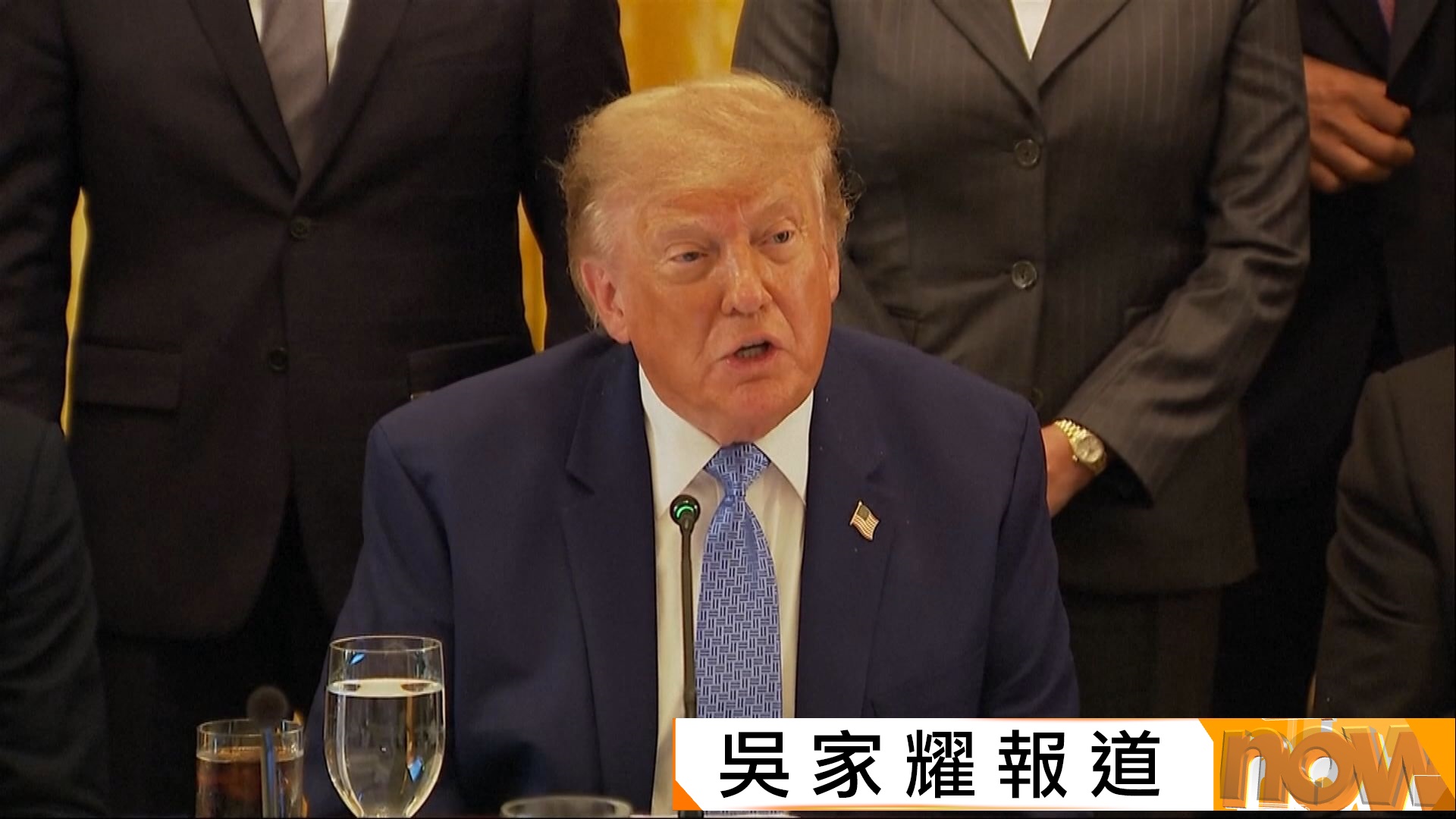 美以伊戰爭｜特朗普稱可能於中期選舉後加強打擊伊朗　羅斯福號航母打擊群據報可能部署至中東