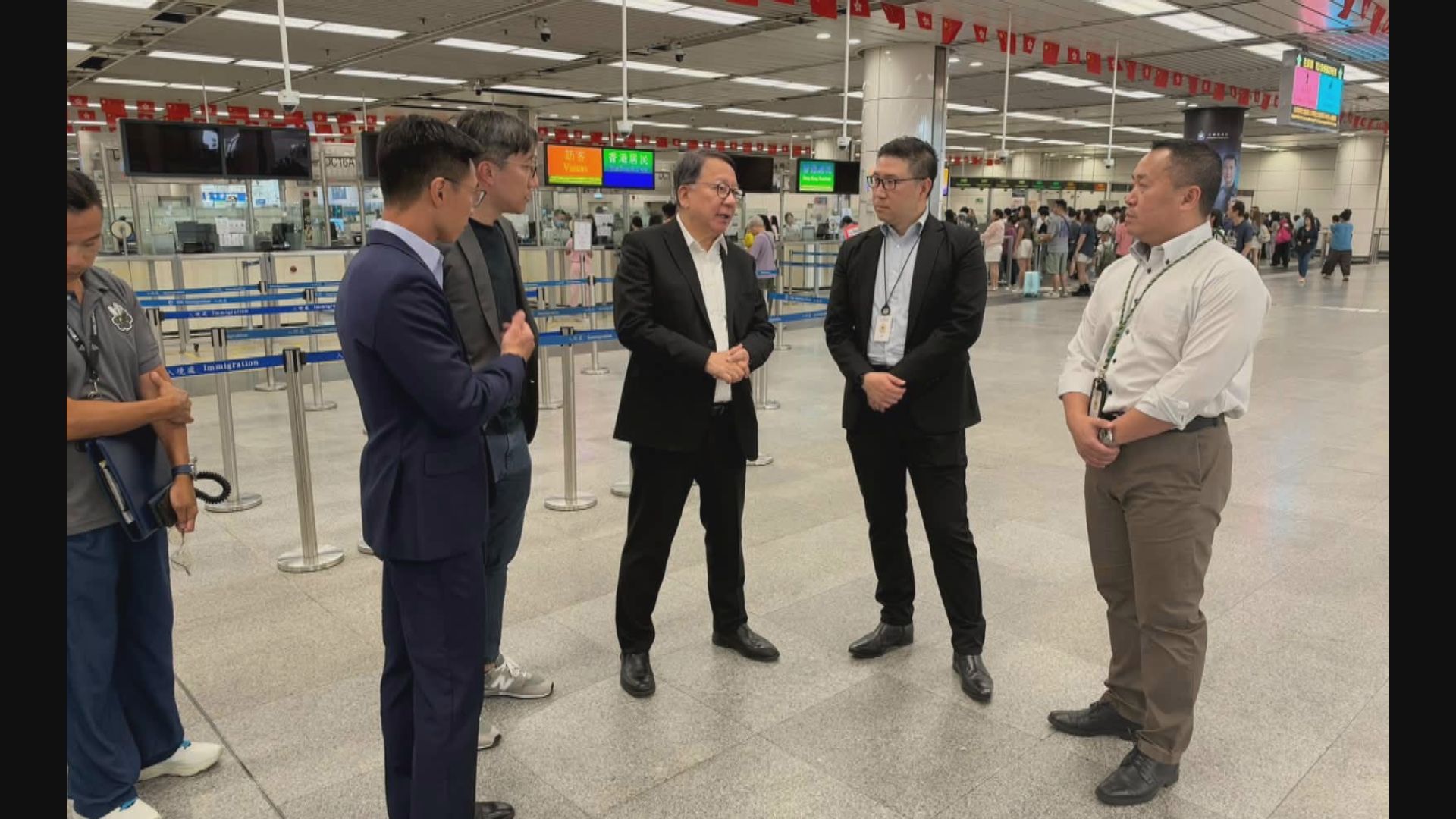 陳國基視察深圳灣皇崗口岸　指示各部門做好出入境疏導