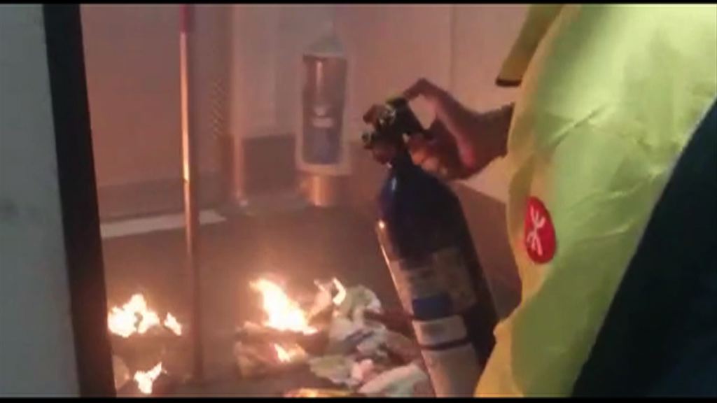 港鐵澄清職員非不懂使用滅火筒