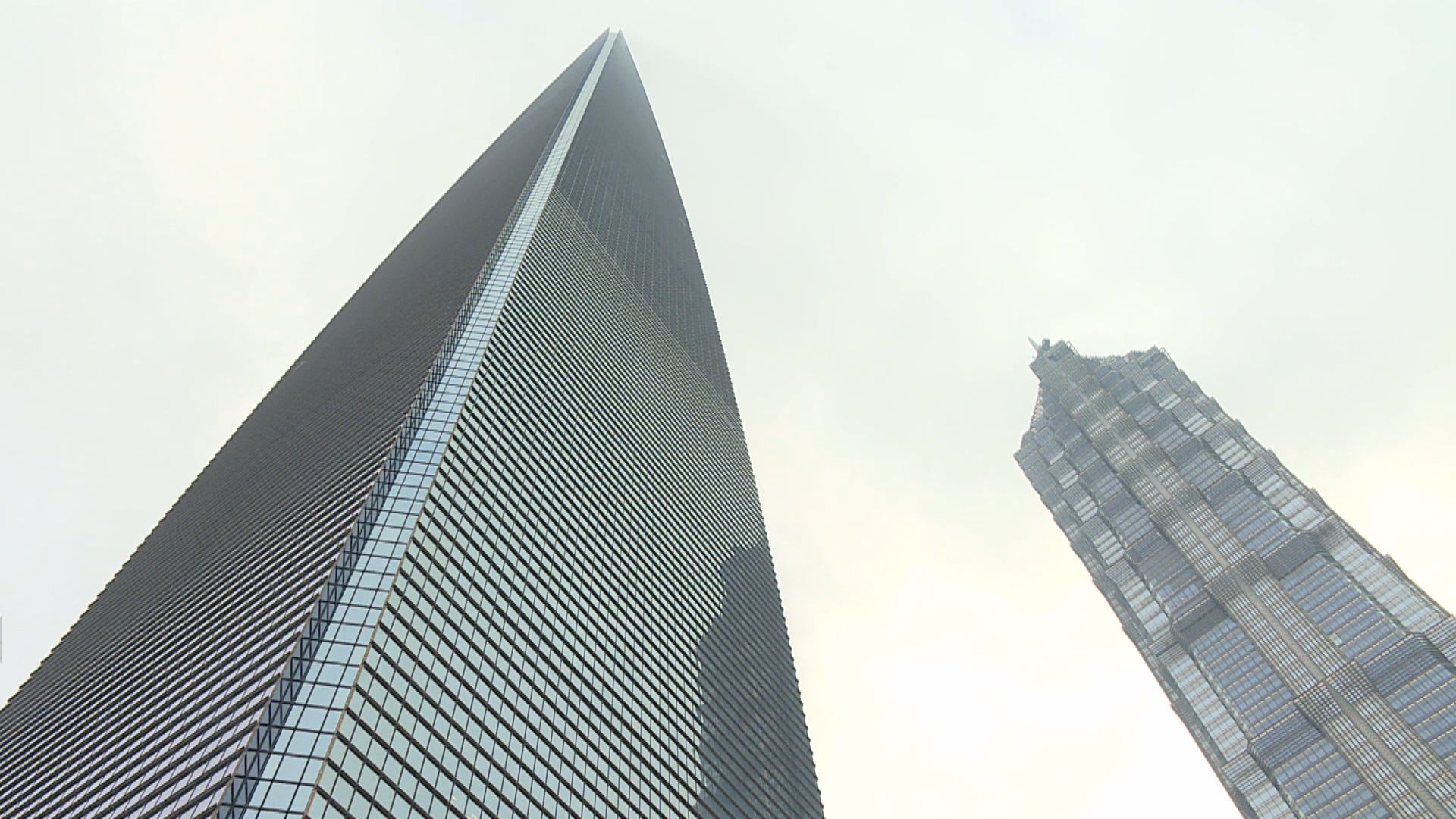 亞開行將今年經濟增長預測 調低至1.8%