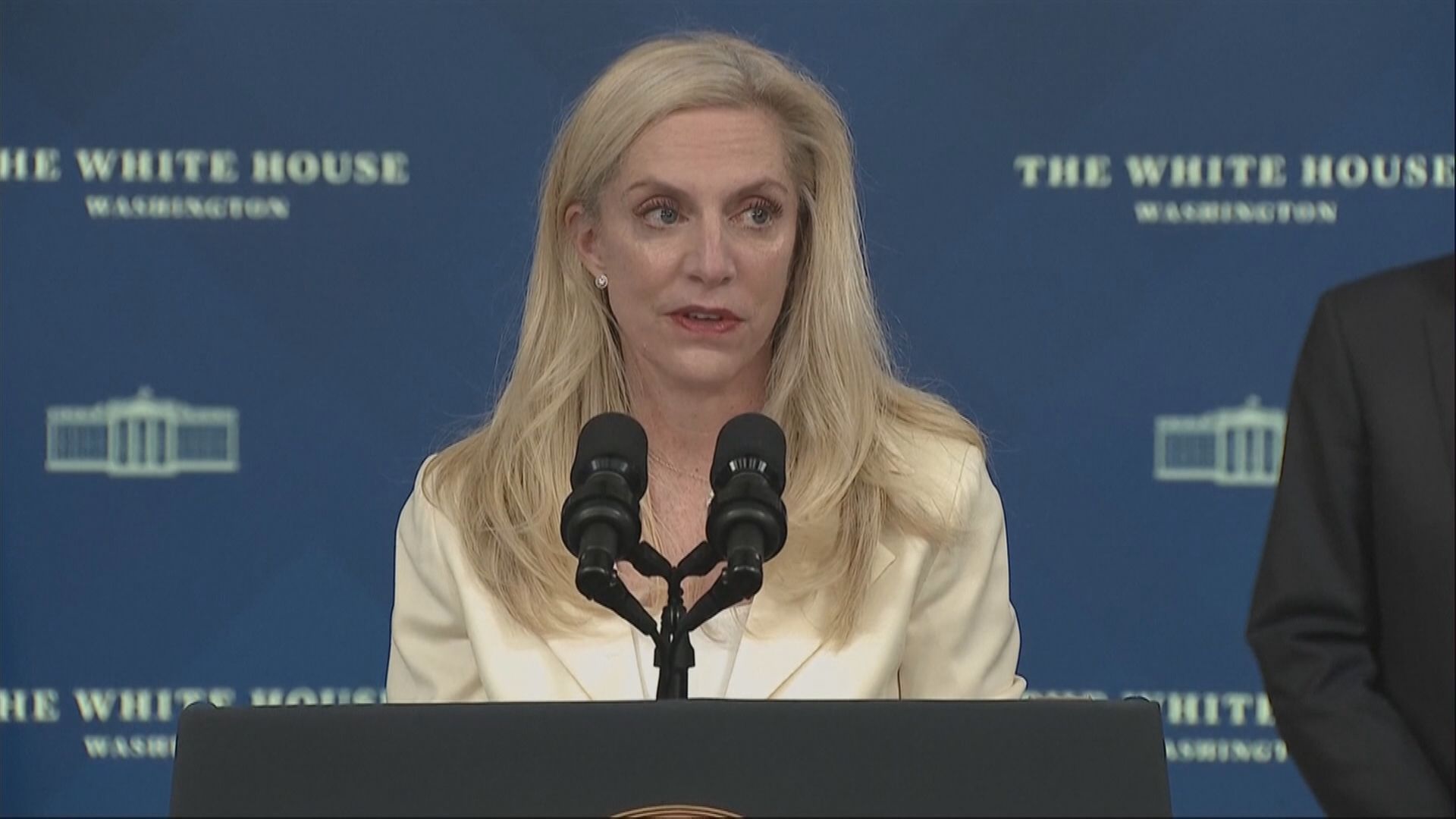 【重組團隊】彭博:拜登任命聯儲局副主席布雷納德為首席經濟顧問