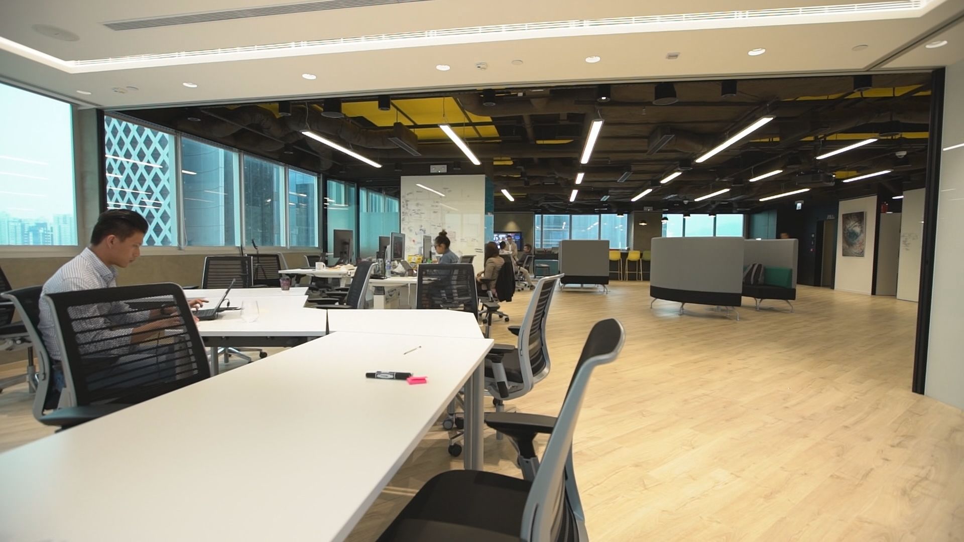 【潮玩科技】共享工作間　促進智能辦公室發展