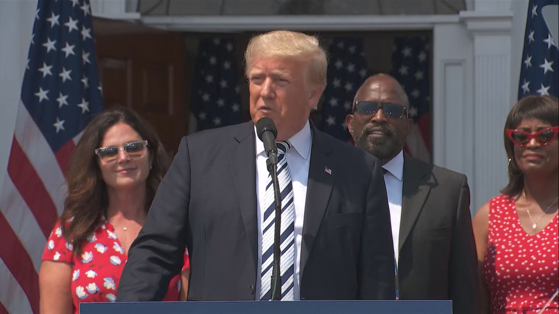 特朗普告FB、Twitter及Google言論審查