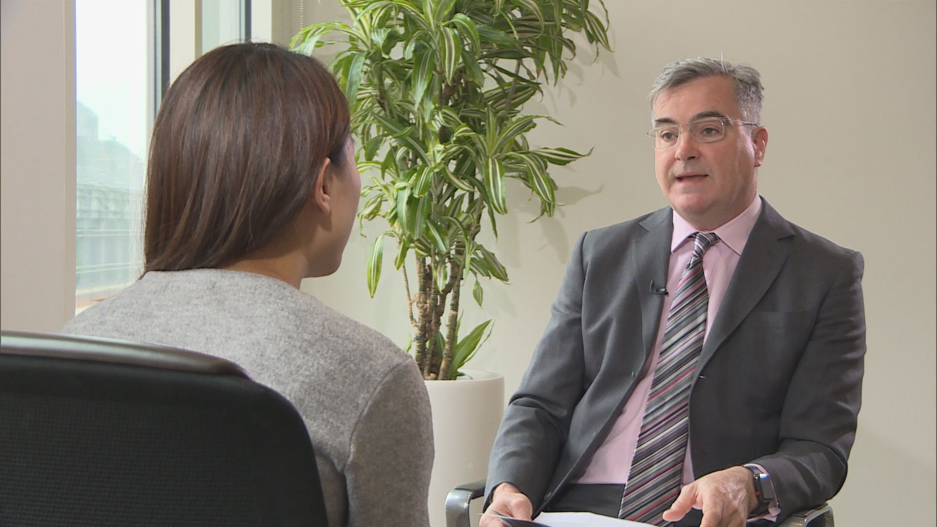 【倘順利脫歐】英國專家：鎊匯或能重上1.4