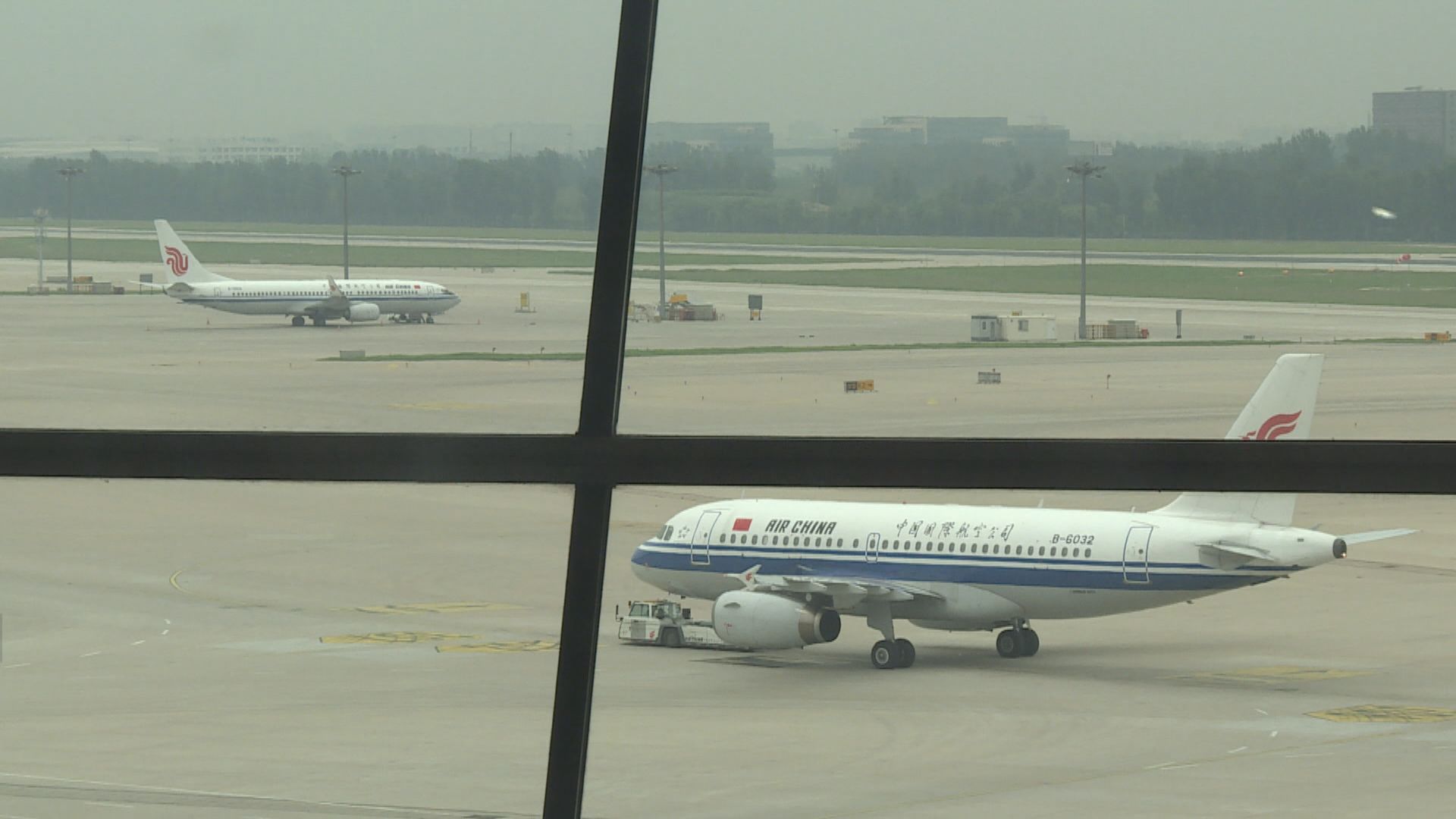 【旅遊業癱瘓】內地航空業首季蝕近400億人民幣